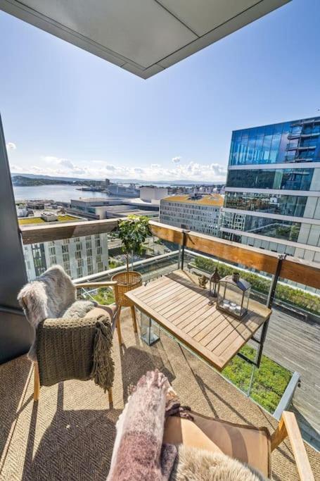 Modern 2Bed Room Sea View Apartment @ Oslo Barcode Exteriör bild