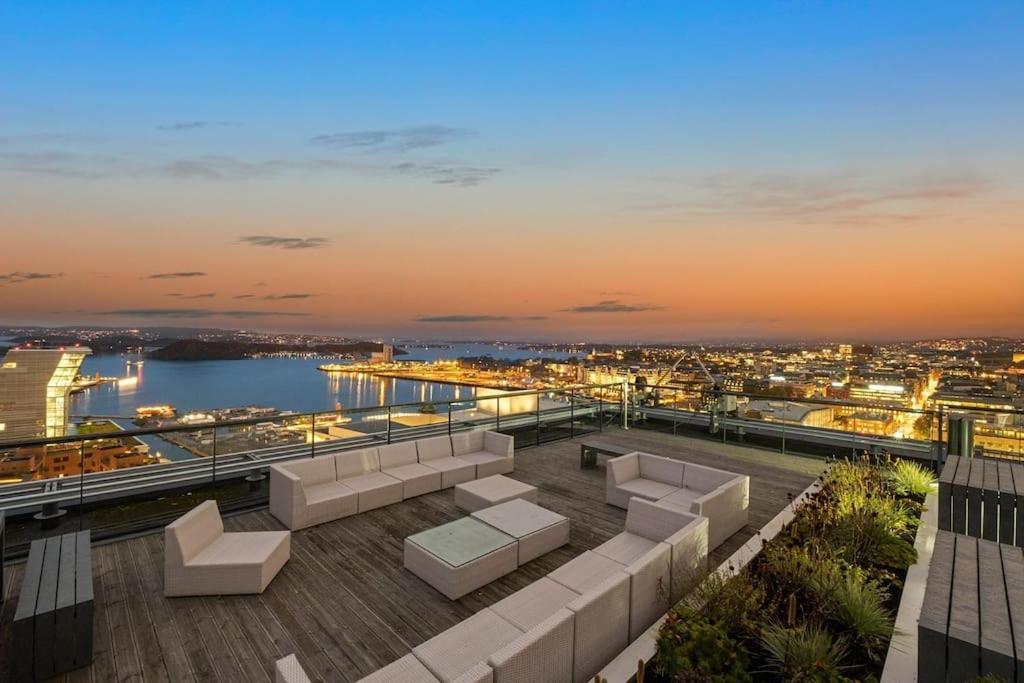 Modern 2Bed Room Sea View Apartment @ Oslo Barcode Exteriör bild