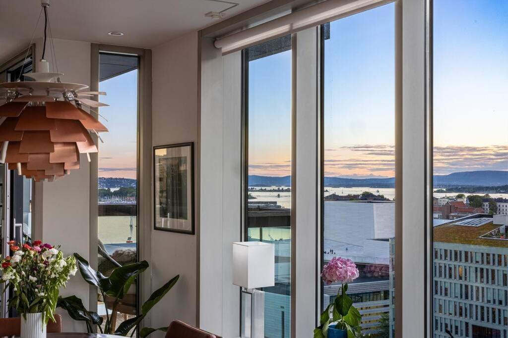 Modern 2Bed Room Sea View Apartment @ Oslo Barcode Exteriör bild