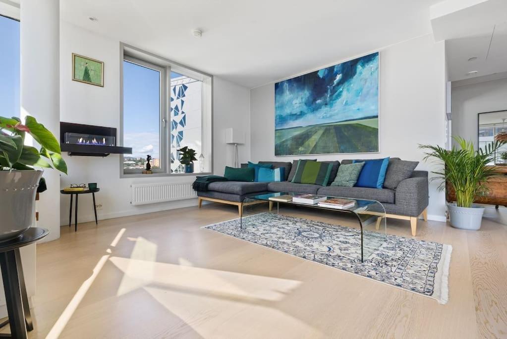 Modern 2Bed Room Sea View Apartment @ Oslo Barcode Exteriör bild